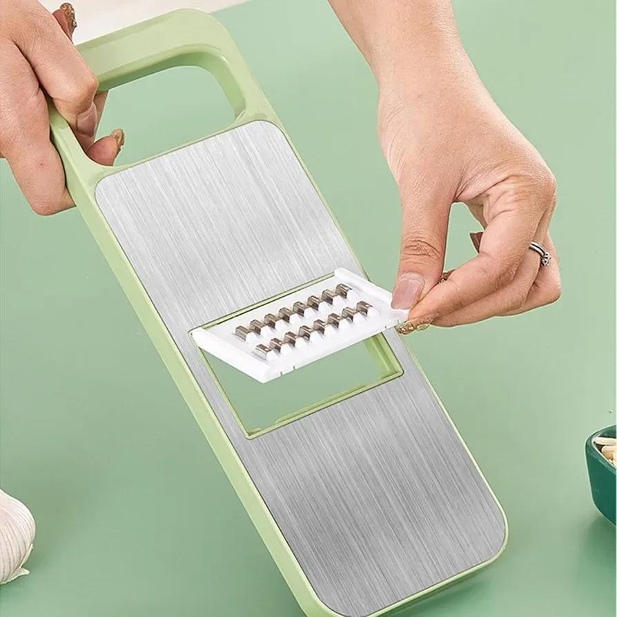 All-Purpose Kitchen Grater – Compact & Easy Food Preparation Tool