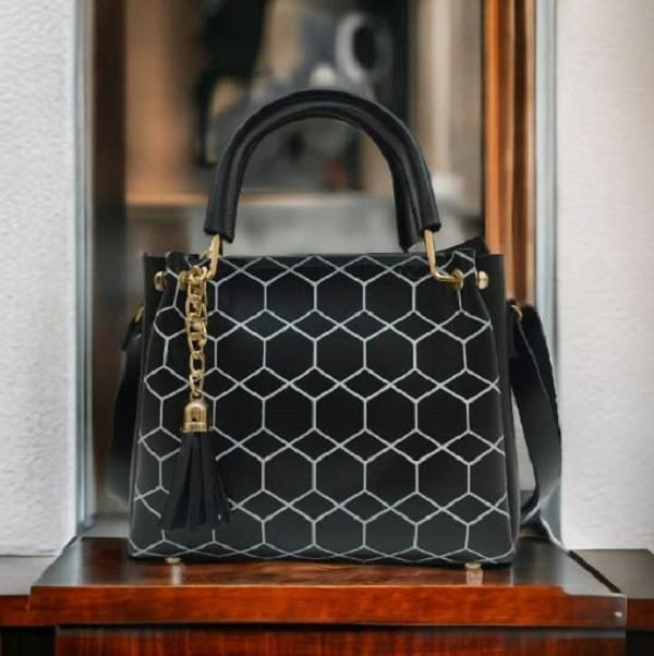 Women's PU Leather Shoulder Bag – Stylish & Spacious Everyday Handbag