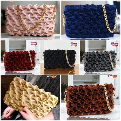 Women’s Elegant Textured Clutch