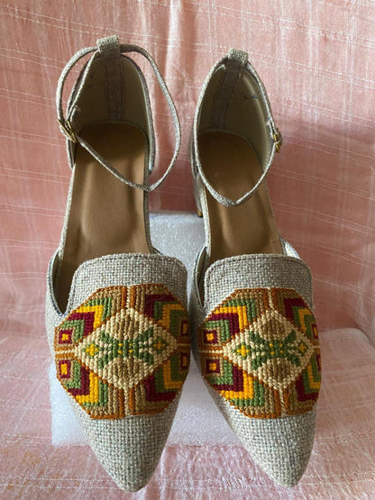 Luxury Women's Handbag with Free Sandals – Limited Time Offer!