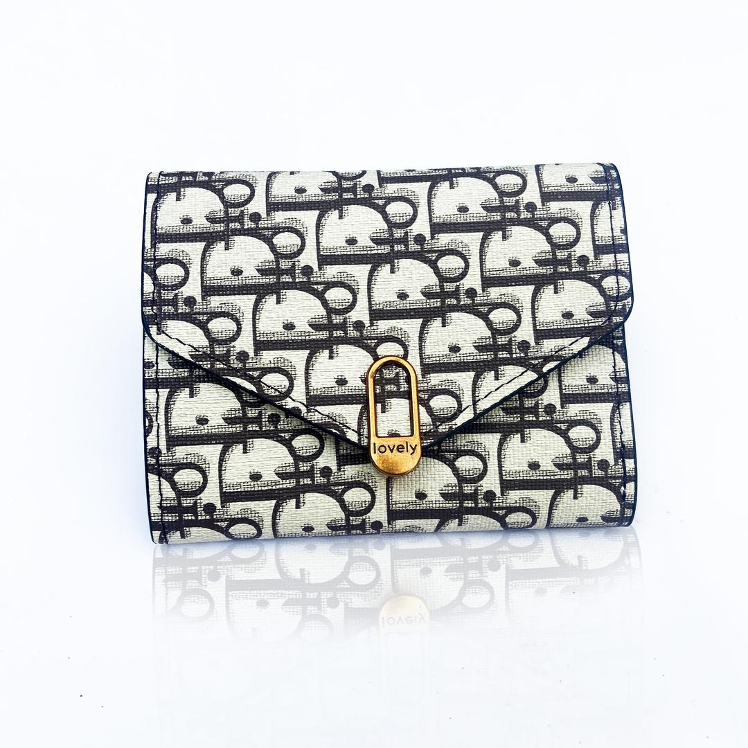 ✨ Envelope Style Leather Wallet – Classic Design ✨